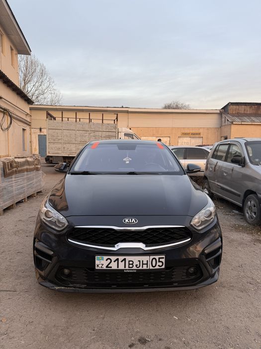 Лобовое стекло на киа