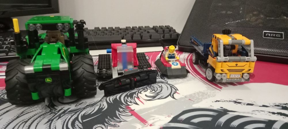 Придем лего техник