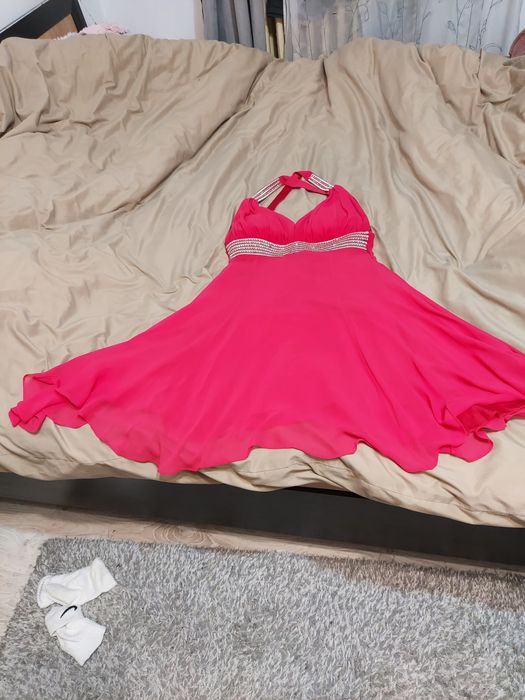 Rochie eleganta  în stare buna