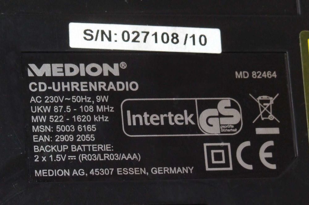 CD player MEDION + Radio (FM , AM) + Ceas, Made in Germany, NOU