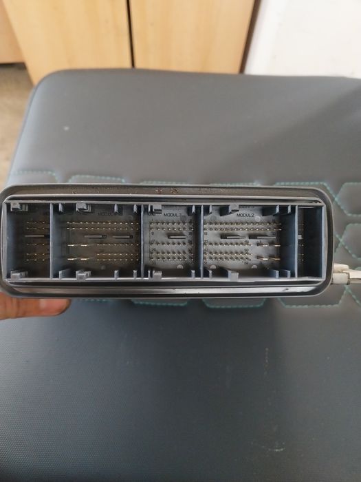 Компютър двигател БМВ/BMW F10 F11 F01 F02 N53 (директно впръскване)PETROL/Бензин Continental 7 607 504  5WK93302 MSD87.1 БМВ/BMW F10 F11 F01 F02