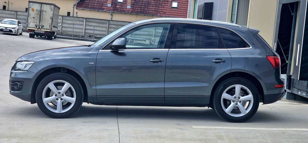 Audi Q5 S-line Quattro 2.0tdi  CUTIE AUTOMATA