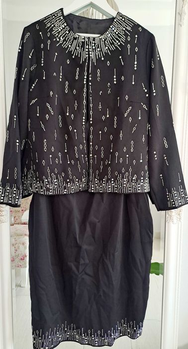 Costum elegant cu rochie