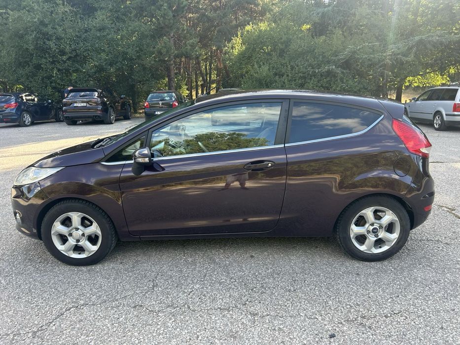 Ford Fiesta газ бензин 2011