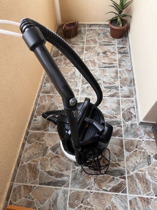 Перяща прахосмукачка