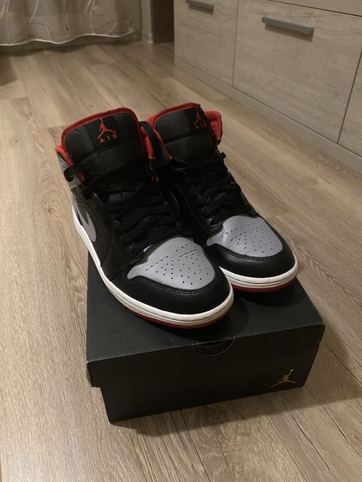 Nike Air Jordan 1 Mid