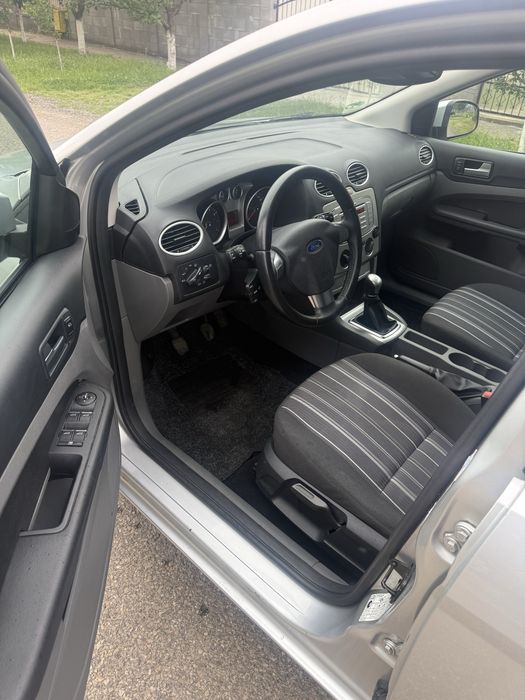 Ford Focus 1.6 benzin 2009