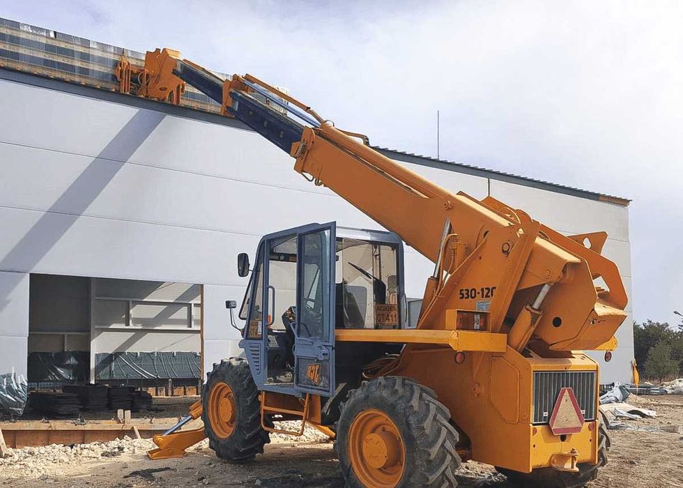 Incarcator Telescopic de inchiriat / Inchiriez Telehandler / Manitou