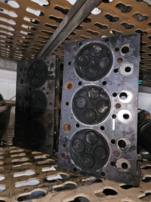 Chiuloasa motor combina  SISU 84CTA-4V — poza 2