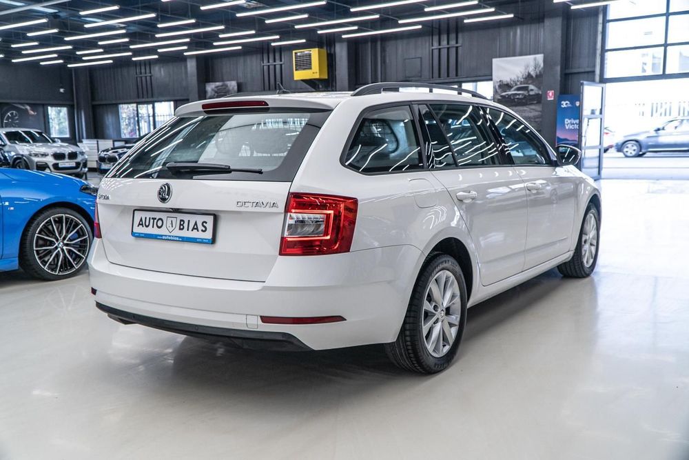 Skoda Octavia Navi/DSG/CarPlay/Camera/AndroidAuto/TVA/Leasing - Rate FARA AVANS
