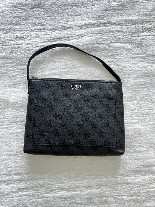 Чанта Guess