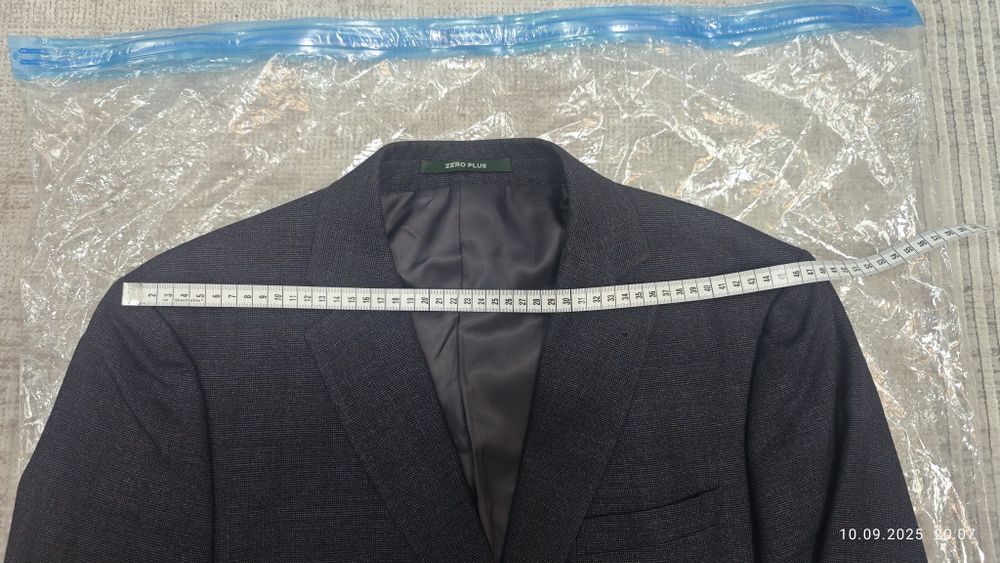 Костюм мужской классический