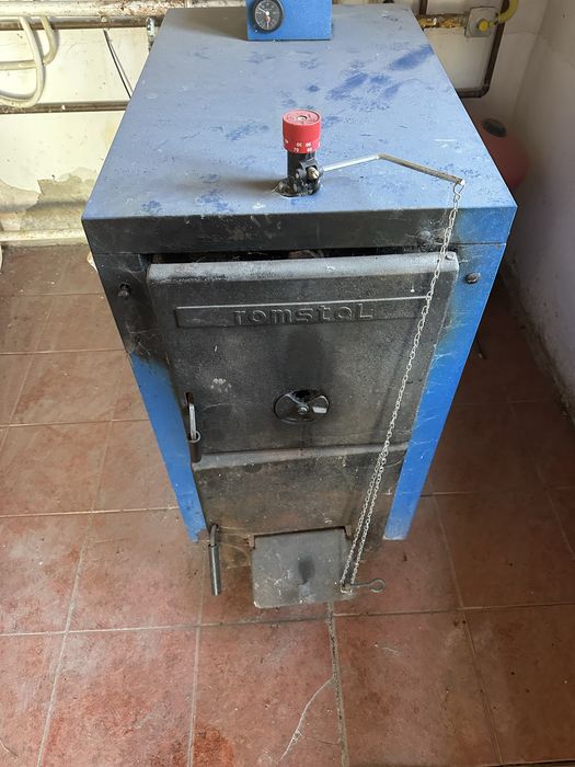 Centrala pe lemne