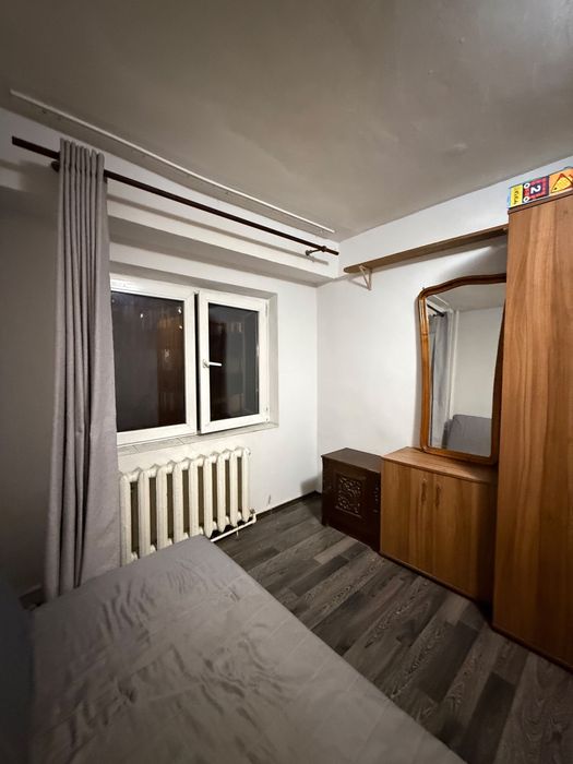 Cautam colega de apartament