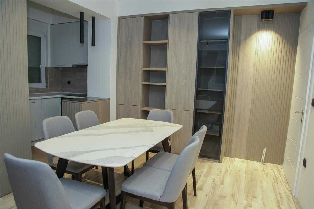 Двустаен имот в кв.Младост 1