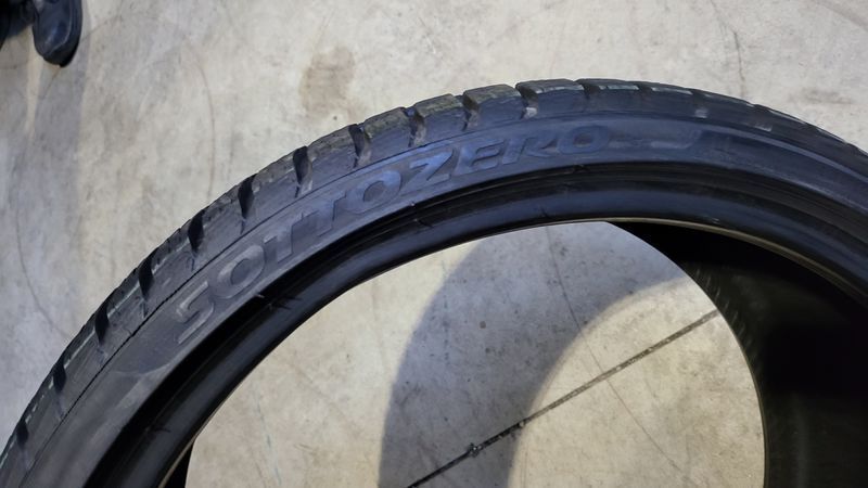 245/30/20 PIRELLI 4бр