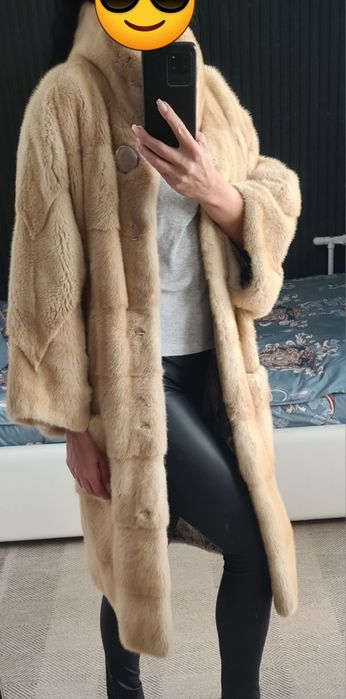 Продам шубу норковую