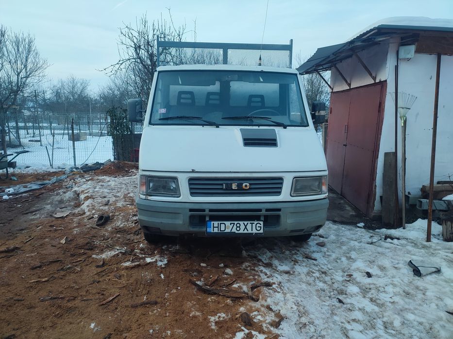 Camioneta. Mă vinde