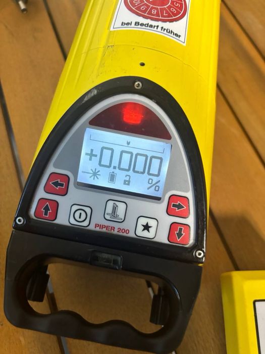 Nivela laser canalizare Leica Piper 200