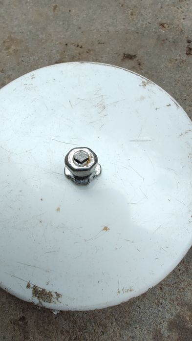 Шпайкове за  гуми  продава