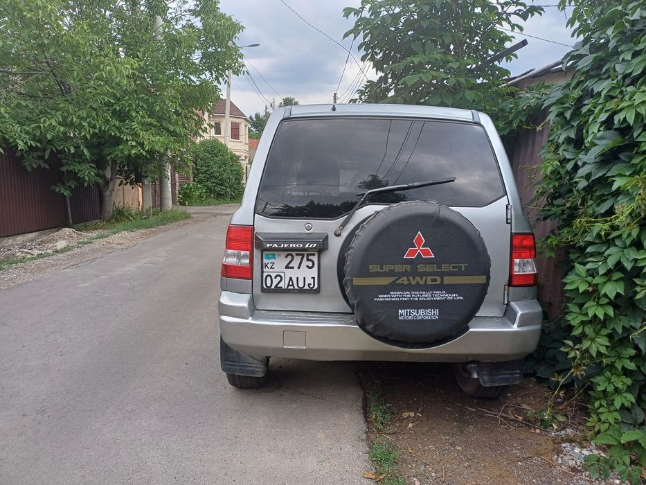 Продам машину в хорошем состаяние