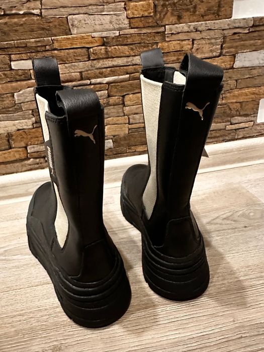 Дамски боти Puma нови 37 размер