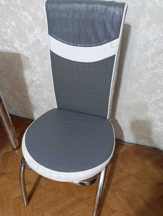 Стулья кухонные б.у