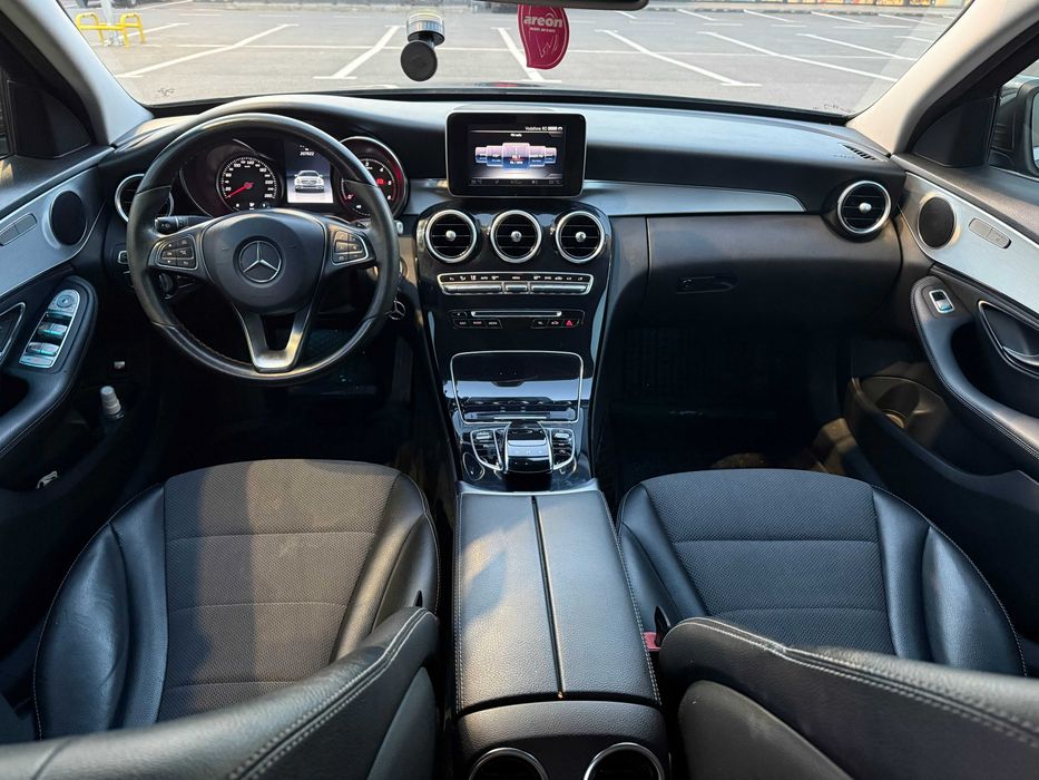 Mercedes-Benz C-Class W205