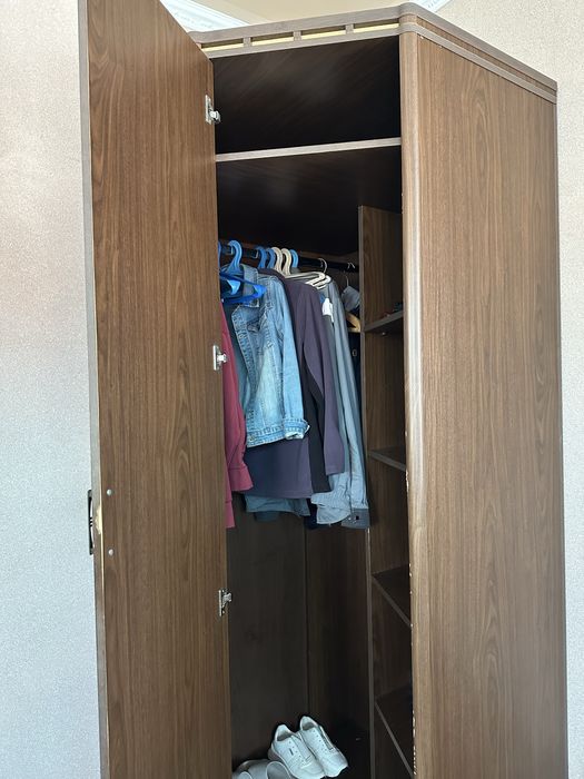 Продам шкаф в хорошем состоянии