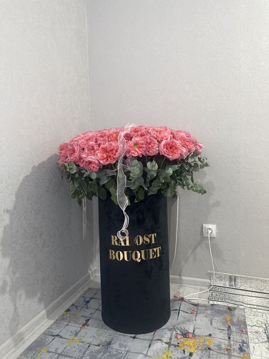 Примиальные голландские розы