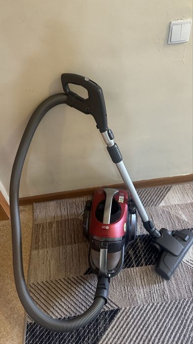 Продам пылесос состояние отличное