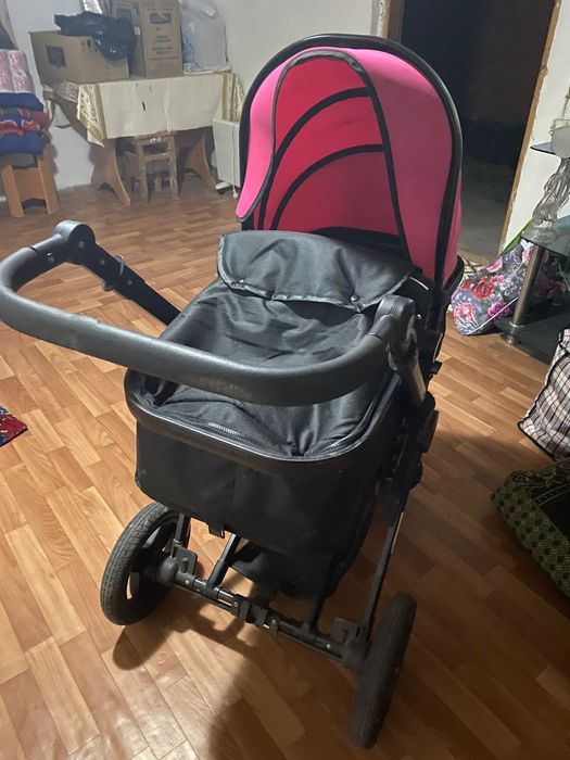 Детский коляска в хорошом состоянии