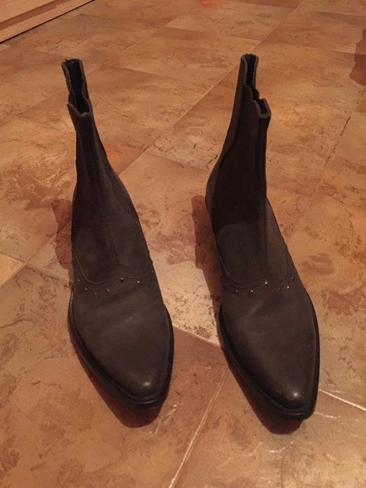 Giuseppe zanotti london velvet gold, Valentino, Armani jeans , Versace