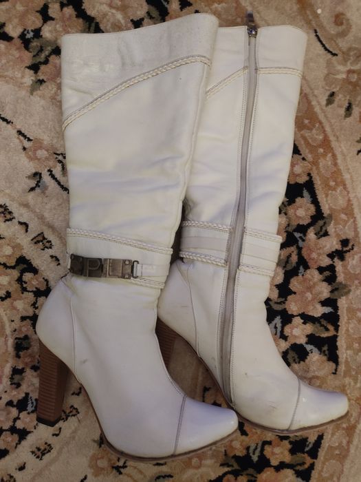 Продам кроссовки и сапоги