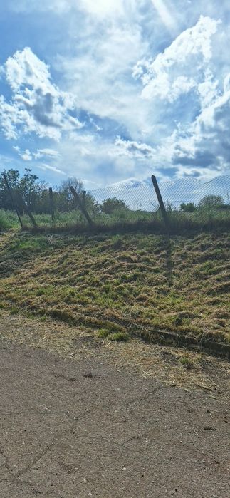 Продавам парцел в регулация с ток в с. Православ