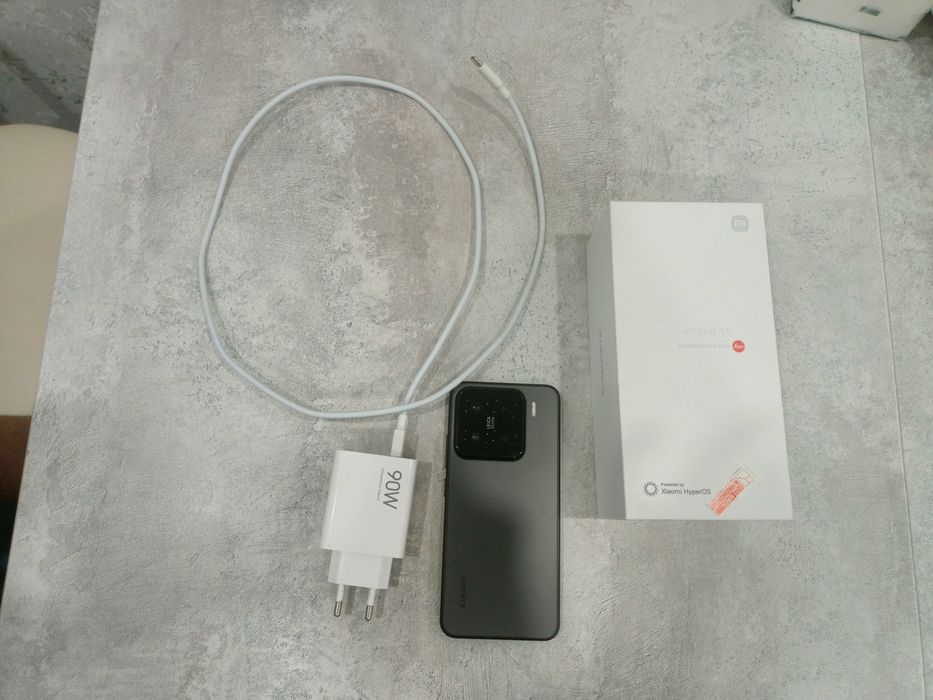 Xiaomi 15 в идеальном состоянии