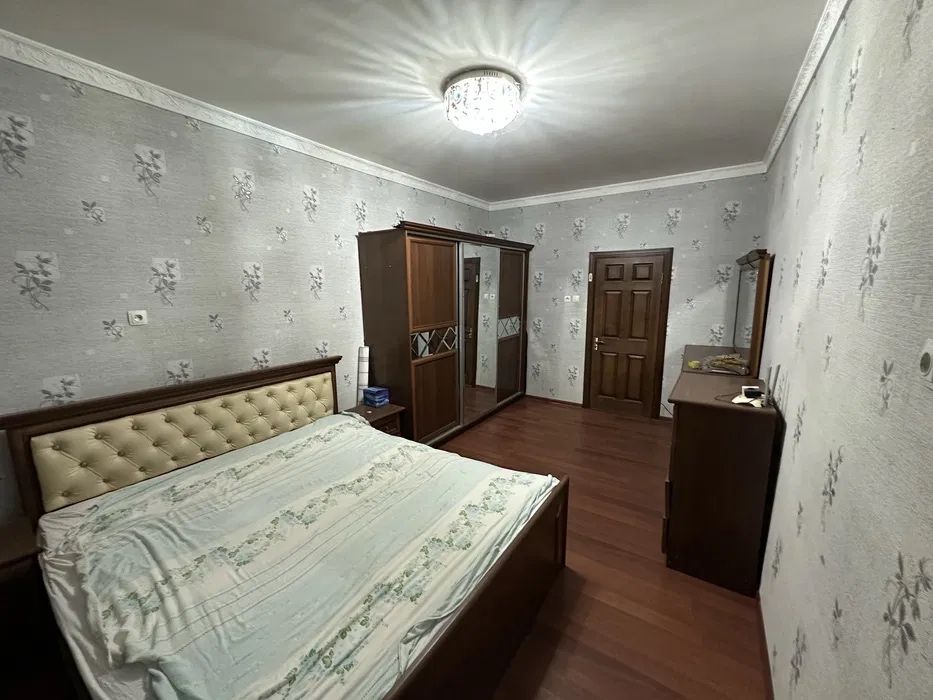 Продается 2в3 комнатная квартира Чиланзар 16