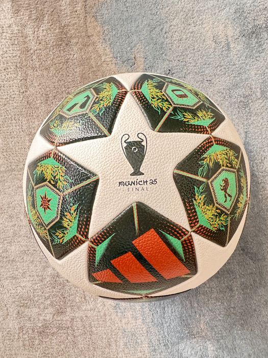 Футболна Топка Adidas UCL League 24/25