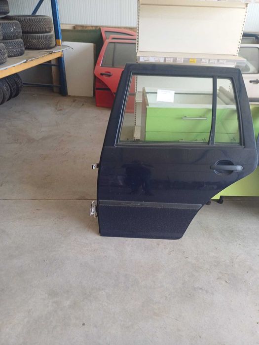 Vand usi Volkswagen Golf 4