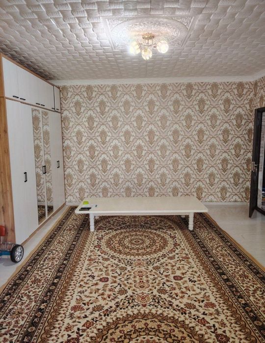 Продается квартира Юнусабад 6кв 2/4/4