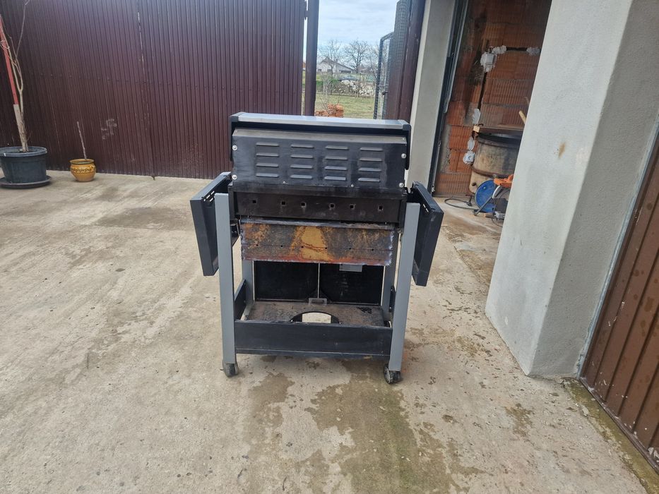 De vanzare, Gratar !!!