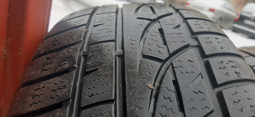 Anvelope iarna  Hankook 215 60 r16