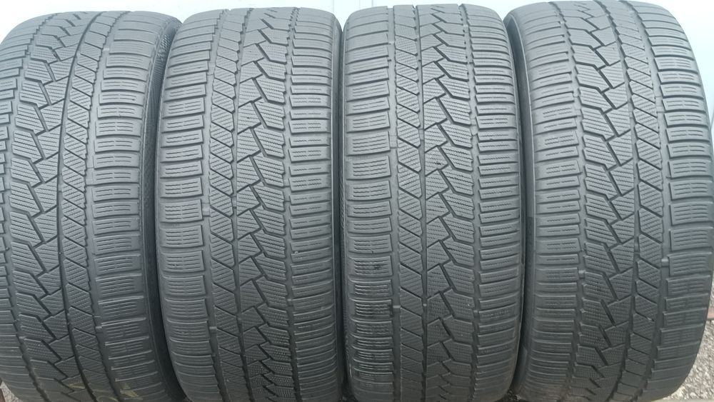 255/35/19 Continental