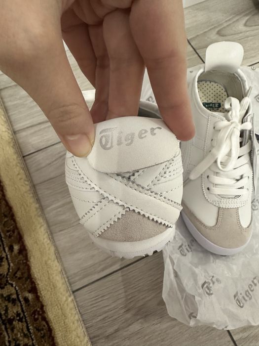 Кеды кроссовки Onitsuka Tiger Asics 37р