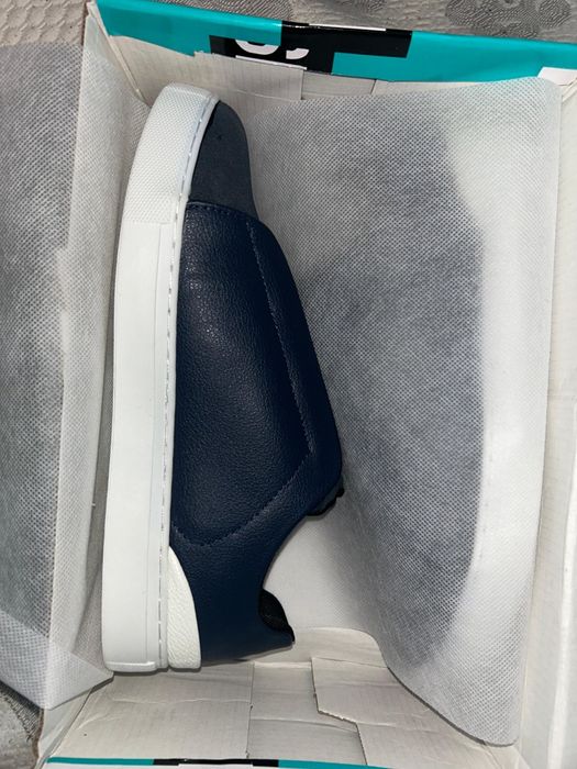 Продам обувь новый