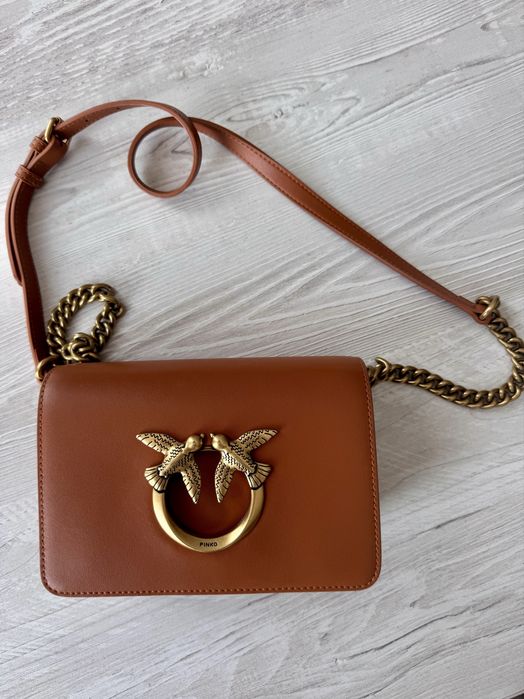 Оригинална чанта PINKO кожа – почти нова, без забележки