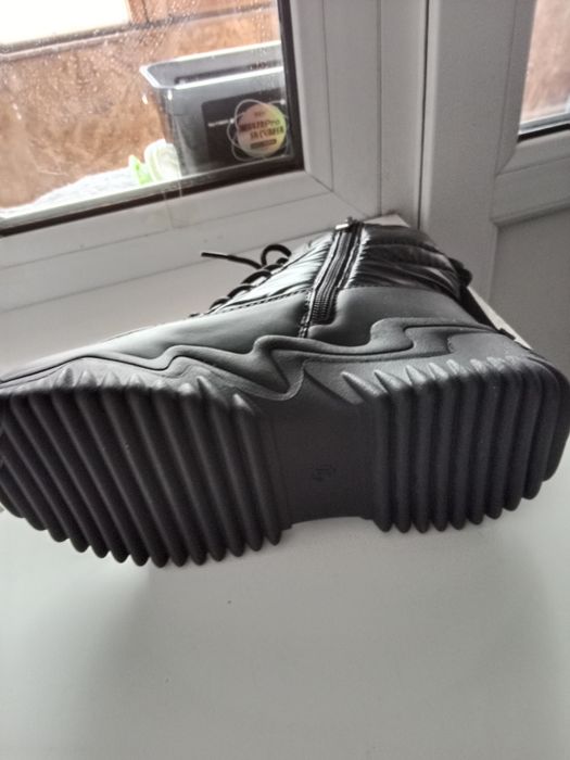 Продам новые дутыши