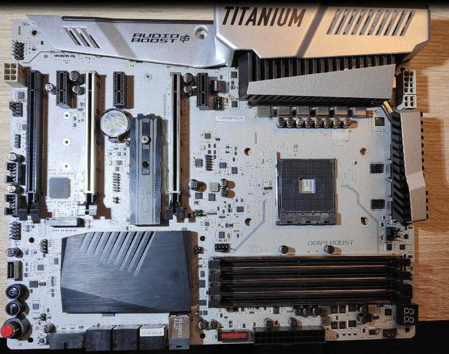 Placa de baza AM4 MSI x370 XPOWER TITANIUM