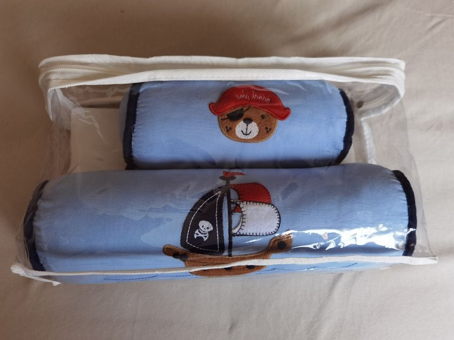 Бебешка възглавницата на страни