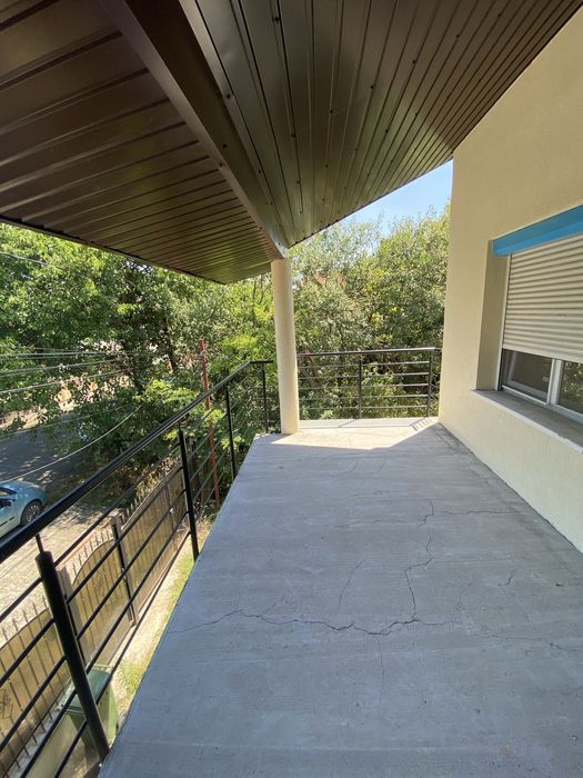 Inchiriez casa zona Ronat